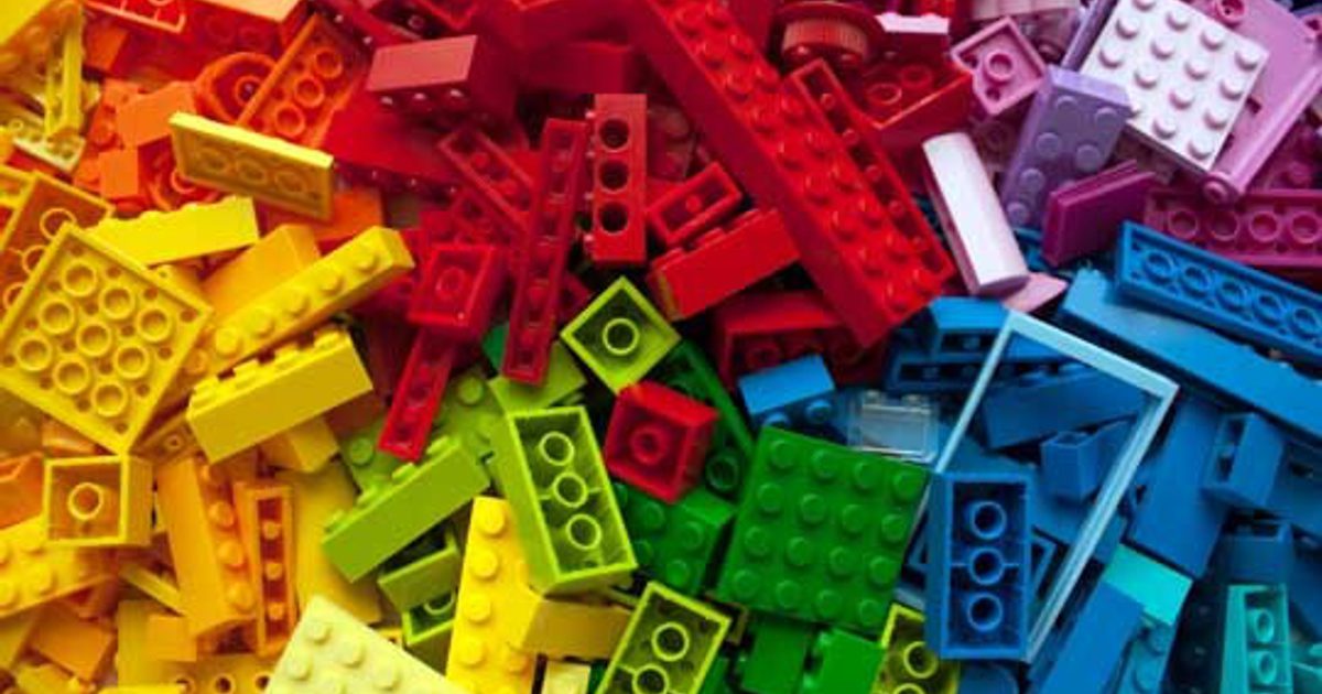 Love to LEGO®: Build your own