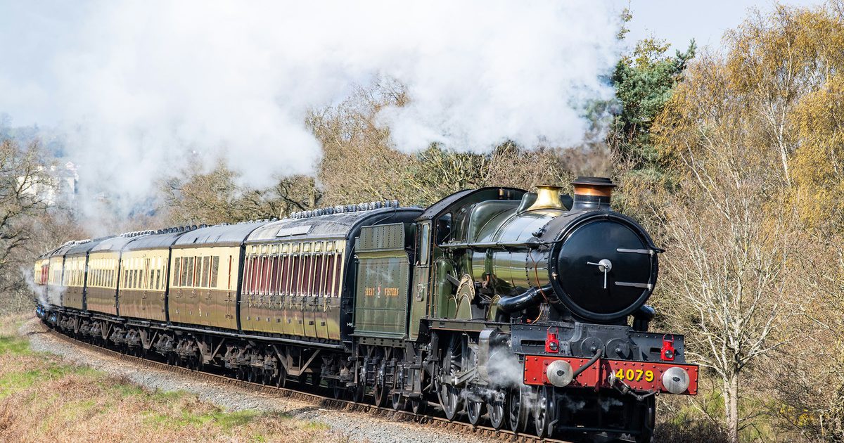 No. 563 Steam Engine